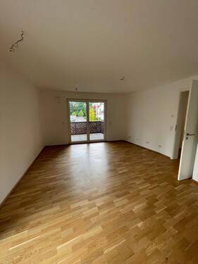 IMG_1149.jpeg - Sonnendurchflutete 3-Zimmer mit Einbauküche, Balkon und Tiefgarage