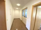 Flur - Etagenwohnung mit 93,50 m² in Plauen zur Miete