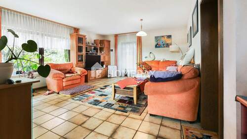 1. OG Wohnzimmer 1 - 