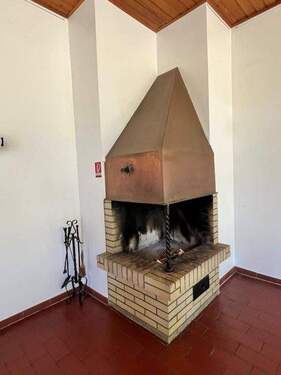 Gemeinschaft_Besprechungsraum-Kamin - 