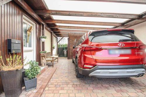 Eingangsbereich/Carport - 