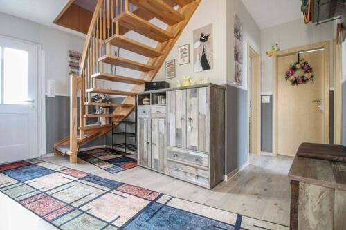 Hauseingang - 5 Zimmer Einfamilienhaus in Magdeburg