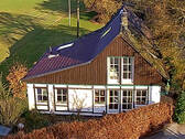 1 - Straßenansicht - Ein Haus zum verlieben- CottageBackhaus mit Flair
