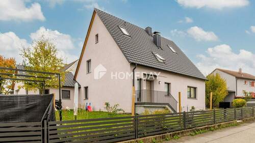 Außenansicht 1 - 6 Zimmer Mehrfamilienhaus, Wohnhaus zum Kaufen in Pfeffenhausen