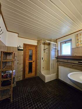 Badezimmer Erdgeschoss - 