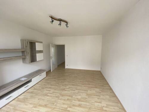 Wohn- und Schlafzimmer - 