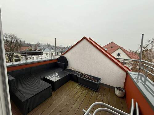 Große Dachterrasse - 5 Zimmer Etagenwohnung zur Miete in Dresden