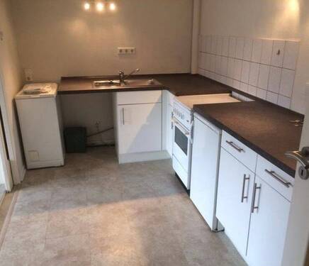 55b3dd21-9109-49da-8271-8e7cb5b32976.jpg - 