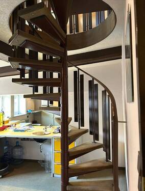 cdb46773-2c87-4e35-b780-21ff1c150b73.jpg - 