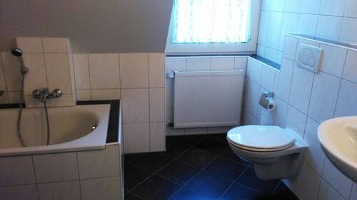 Wanne - Etagenwohnung mit 100,00 m&sup2; in Vrees zur Miete