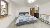 Schlafzimmer 2 OG - 
