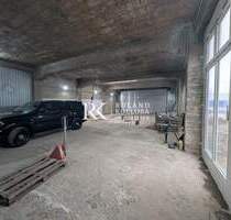 Hallen- Werkstattfläche mit Freifläche in Hannover-Misburg