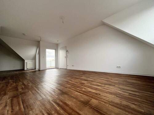 Wohn-/Essbereich - Hochwertige moderne Traumwohnung! Zentrale Lage! Ab sofort!