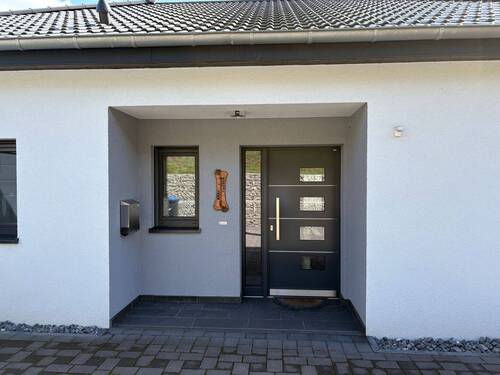 1-1.JPG - Mehrfamilienhaus, Wohnhaus mit 93,40 m&sup2; in Gondenbrett zum Kaufen