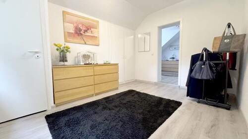 Ankleidezimmer (1. OG) - 