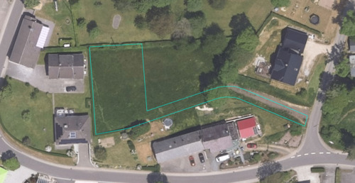 1.png - Großes Baugrundstück in sonniger und ruhiger Lage