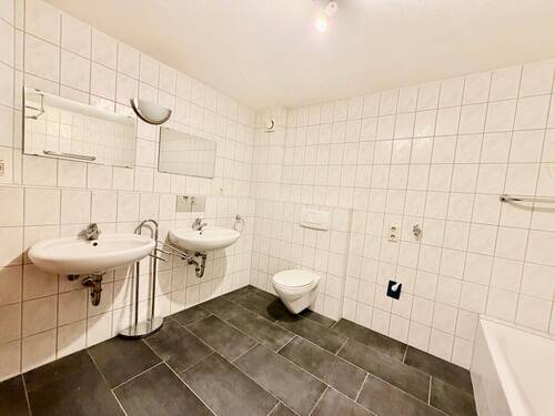 Großes Badezimmer - 
