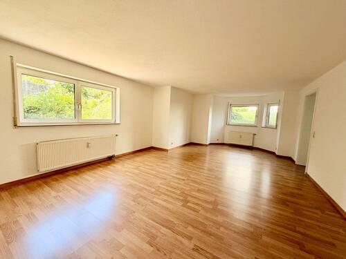 Großzügiges Wohn- und Esszimmer - 3 Zimmer Etagenwohnung in Ettenheim