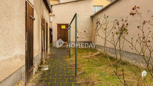 Garten 1 - 1 Zimmer Mehrfamilienhaus, Wohnhaus zum Kaufen in Rochlitz