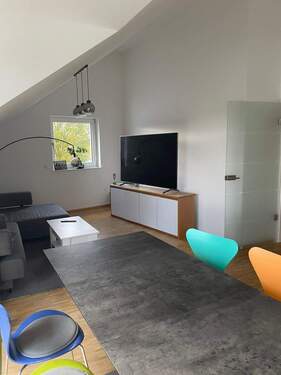 Wohnbereich - 3 Zimmer Etagenwohnung zur Miete in Sommerach