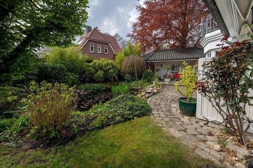 Garten mit Teich - 