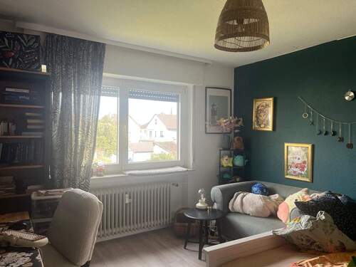 Schlafzimmer, Whg. wird kompl.weiß gestrichen - Etagenwohnung mit 75,00 m&sup2; in Mühlheim am Main zur Miete