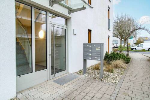 Hauseingangstür - 