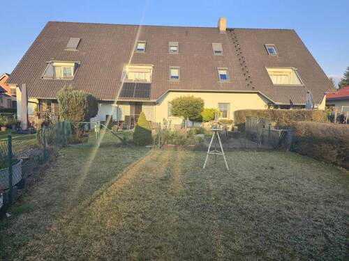 Hausansicht - gepflegtes Mehrfamilienhaus in wachsender Freizeitregion