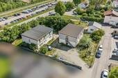 Drohnenfoto - Zwei Gebäude (Bj. 2015) für soziale oder ggf. gewerbliche Zwecke (z.B. Wohnheim, Arbeiterunterkunft)