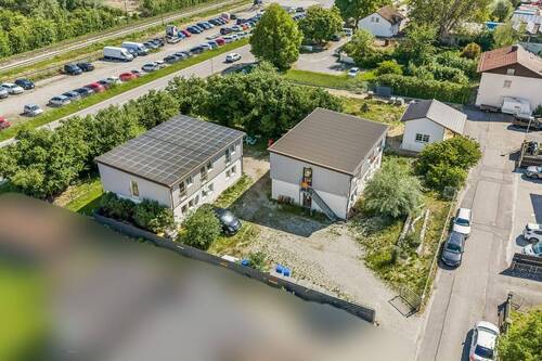 Drohnenfoto - Zwei Gebäude (Bj. 2015) für soziale oder ggf. gewerbliche Zwecke (z.B. Wohnheim, Arbeiterunterkunft)