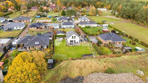 Außenansicht Drohne 7 - 4 Zimmer Einfamilienhaus zum Kaufen in Nossentiner Hütte
