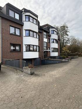 Außenansicht - -Reserviert-2-Zimmer Dachgeschosswohnung