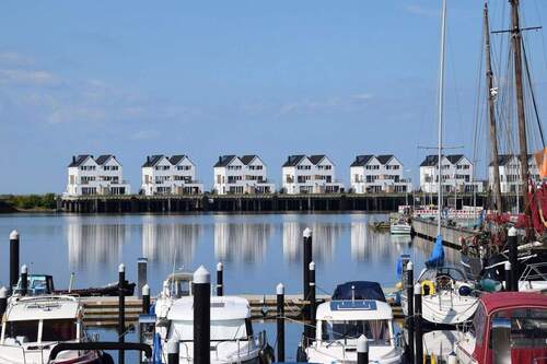 Häuserzeile vom Hafenbecken - 3 Zimmer Terrassenwohnung in Kappeln
