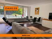 Wohnzimmer - Gut vermietete, zentrale 4-Zimmer-Wohnung mit Tiefgarage