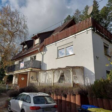 Hausansicht - 6 Zimmer Mehrfamilienhaus, Wohnhaus in Waldböckelheim