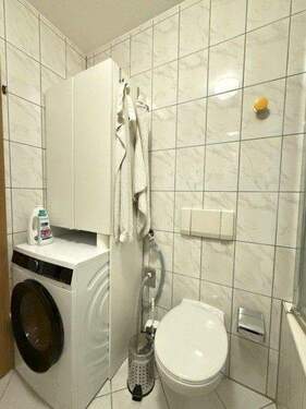 Bad B2.jpg - Etagenwohnung mit 60,40 m&sup2; in Nürnberg zur Miete