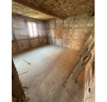 Entkerntes Zweifamilienhaus mit Nebengebäude in Euerbach, OT