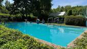 nicht einsehbarer Pool - 
