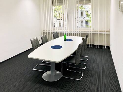 Beispielbüro - 