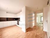 Wohnküche und Flur - 2 Zimmer Etagenwohnung zur Miete in Nauen