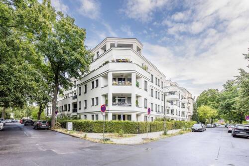 Straßenansicht - 2 Zimmer Etagenwohnung zum Kaufen in Berlin