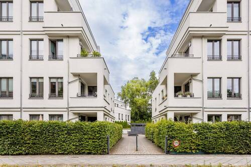 Zugangsbereich - Etagenwohnung mit 93,00 m² in Berlin zum Kaufen