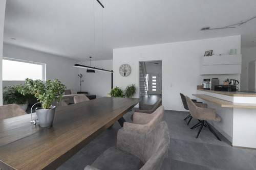 Blick in den Flur - Einfamilienhaus mit 183,00 m&sup2; in Mechernich zum Kaufen