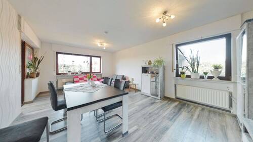 T1775 Wohnzimmer Bild 1 - 