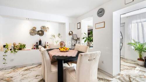 KG Esszimmer 1 - 