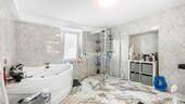 KG Badezimmer 1 - 