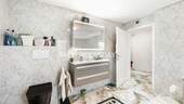 KG Badezimmer 2 - 