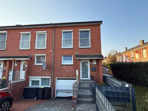 Außenansicht - Attraktives Reihenendhaus in ruhiger und gefragter Lage von Weyhe-Lahausen