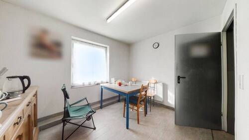 Aufenthaltsraum Halle 1 - 