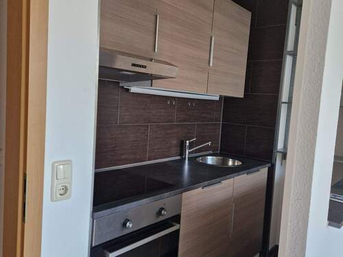 Einbauküche - Etagenwohnung mit 36,00 m² in Eisenberg zur Miete